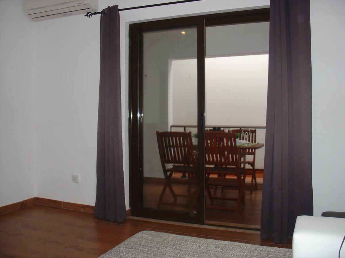 Apartamento Sol E Mar Монте Гордо Екстериор снимка
