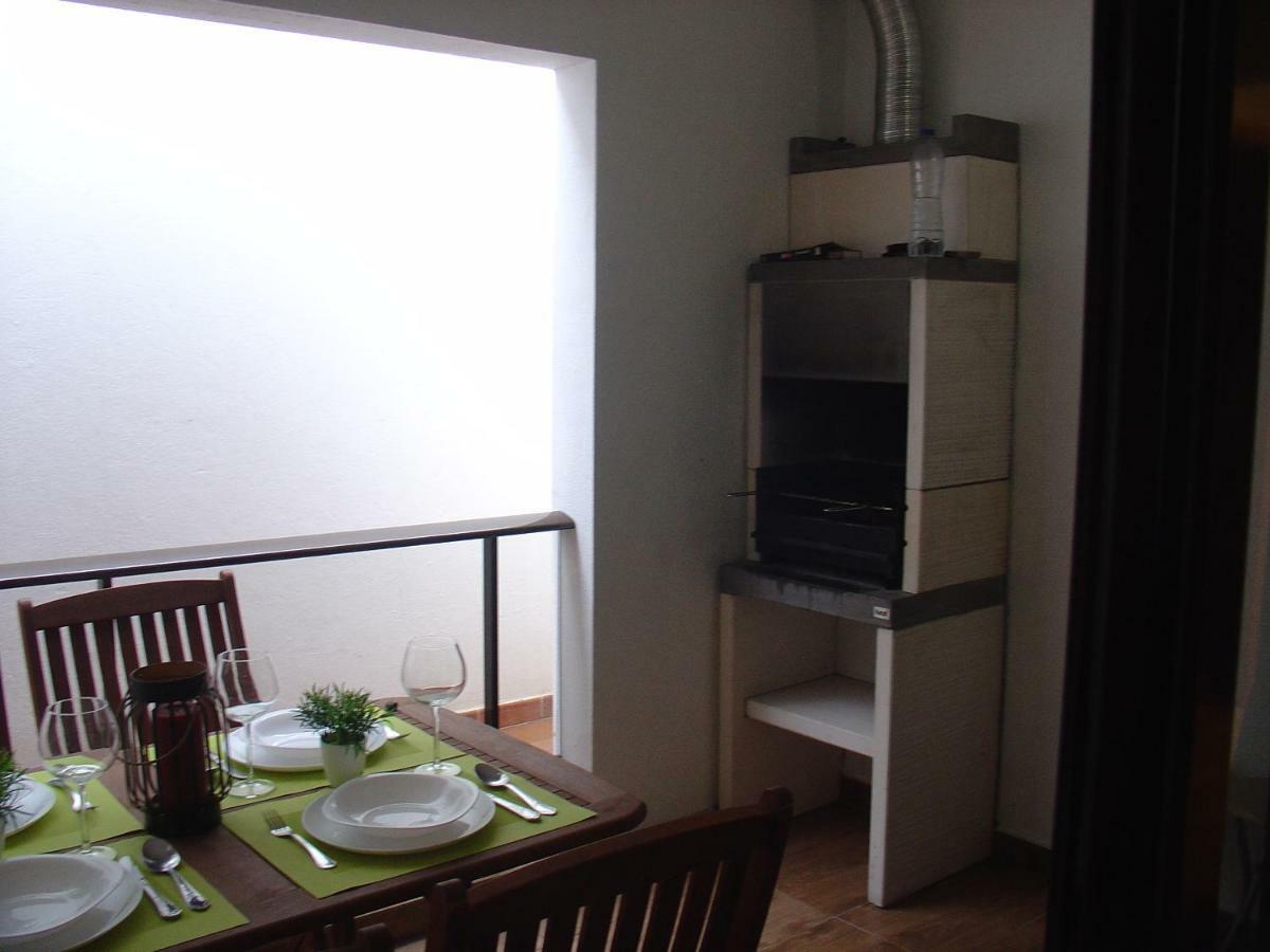 Apartamento Sol E Mar Монте Гордо Екстериор снимка
