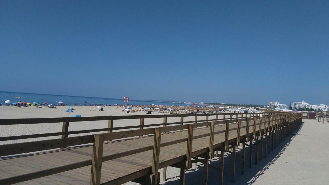Apartamento Sol E Mar Монте Гордо Екстериор снимка
